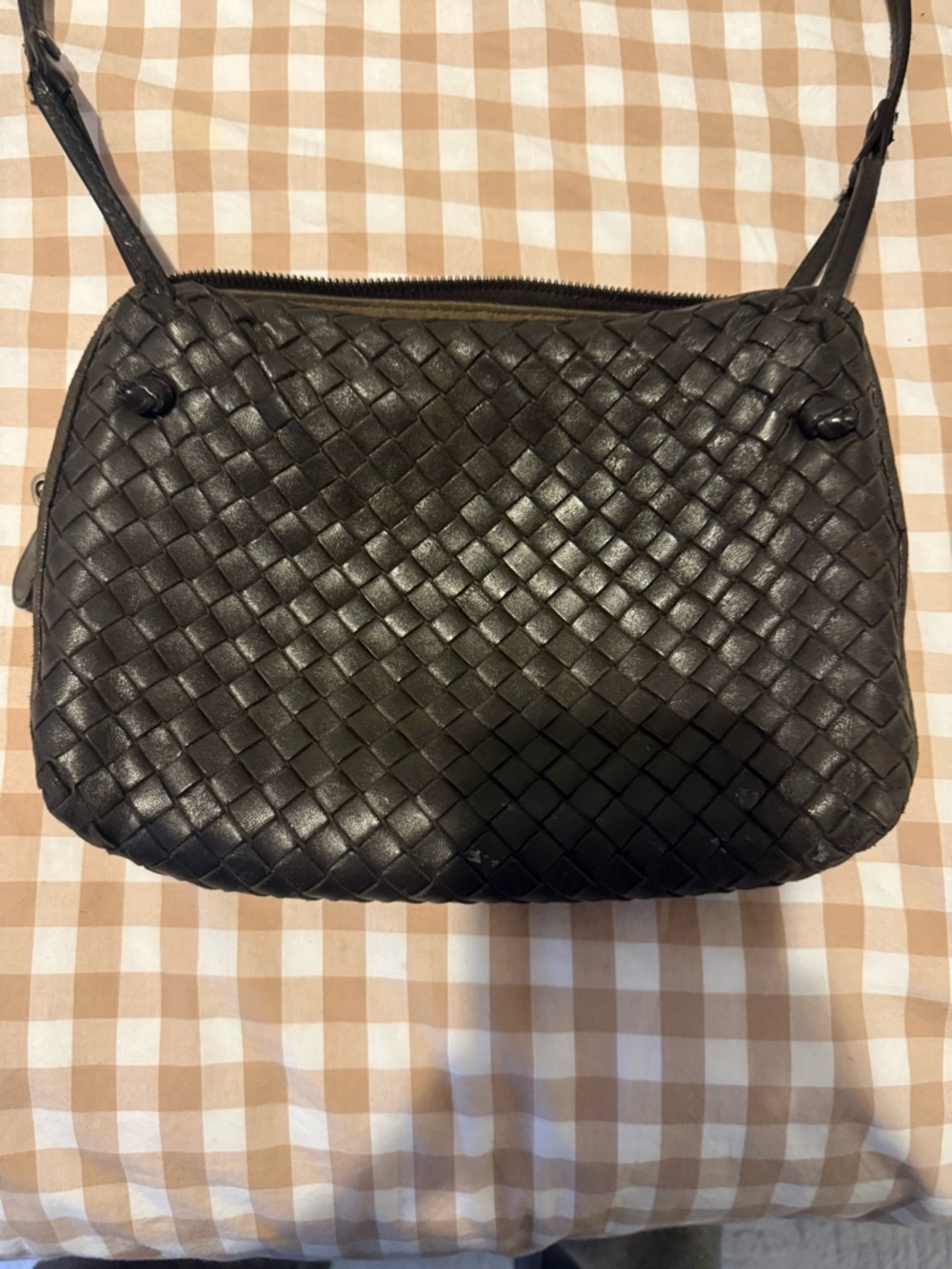 Bottega Vinette woven crossbody black (looks dark brown though!) - Picture 2 of 11